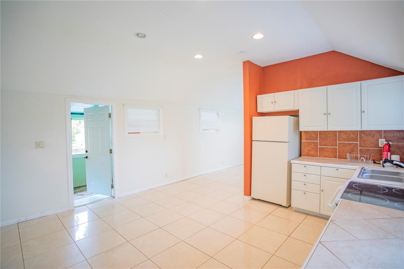 917 12TH AVE W, BRADENTON, FL, 34205