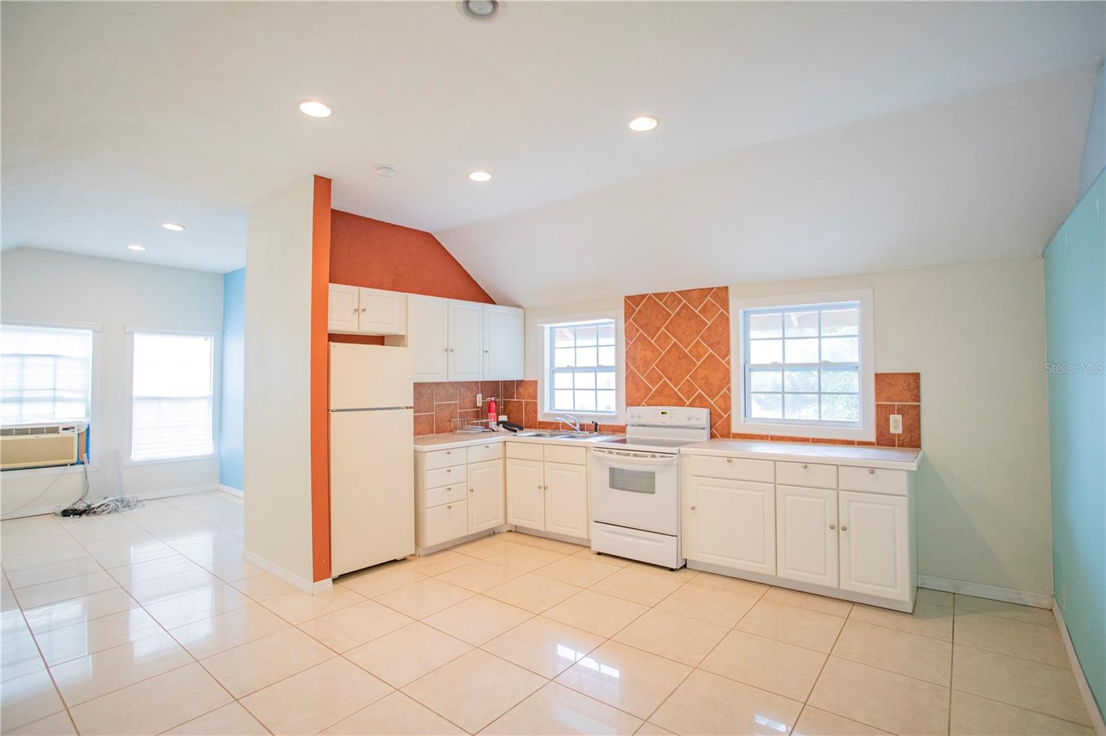 917 12TH AVE W, BRADENTON, FL, 34205