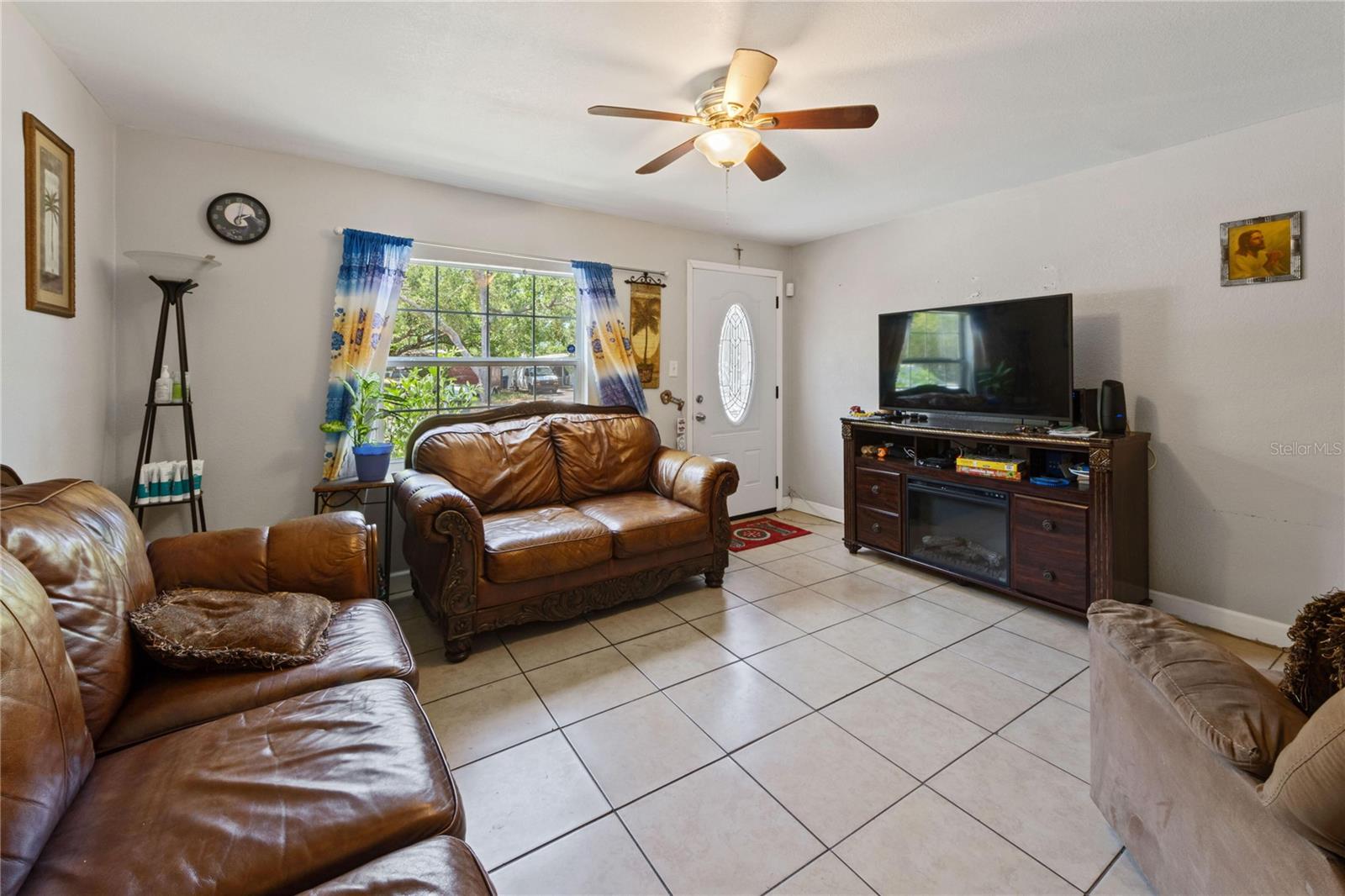 215 MELODY LN, LARGO, FL, 33771