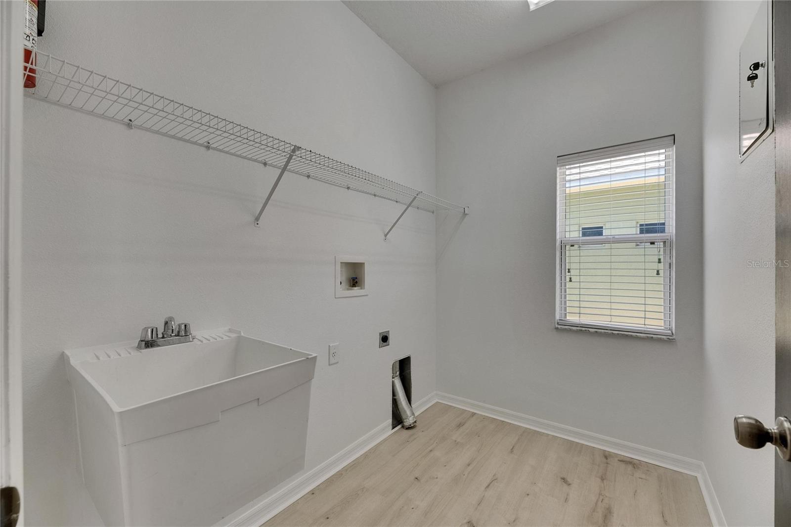 1806 MIRA LAGO CIR, RUSKIN, FL, 33570