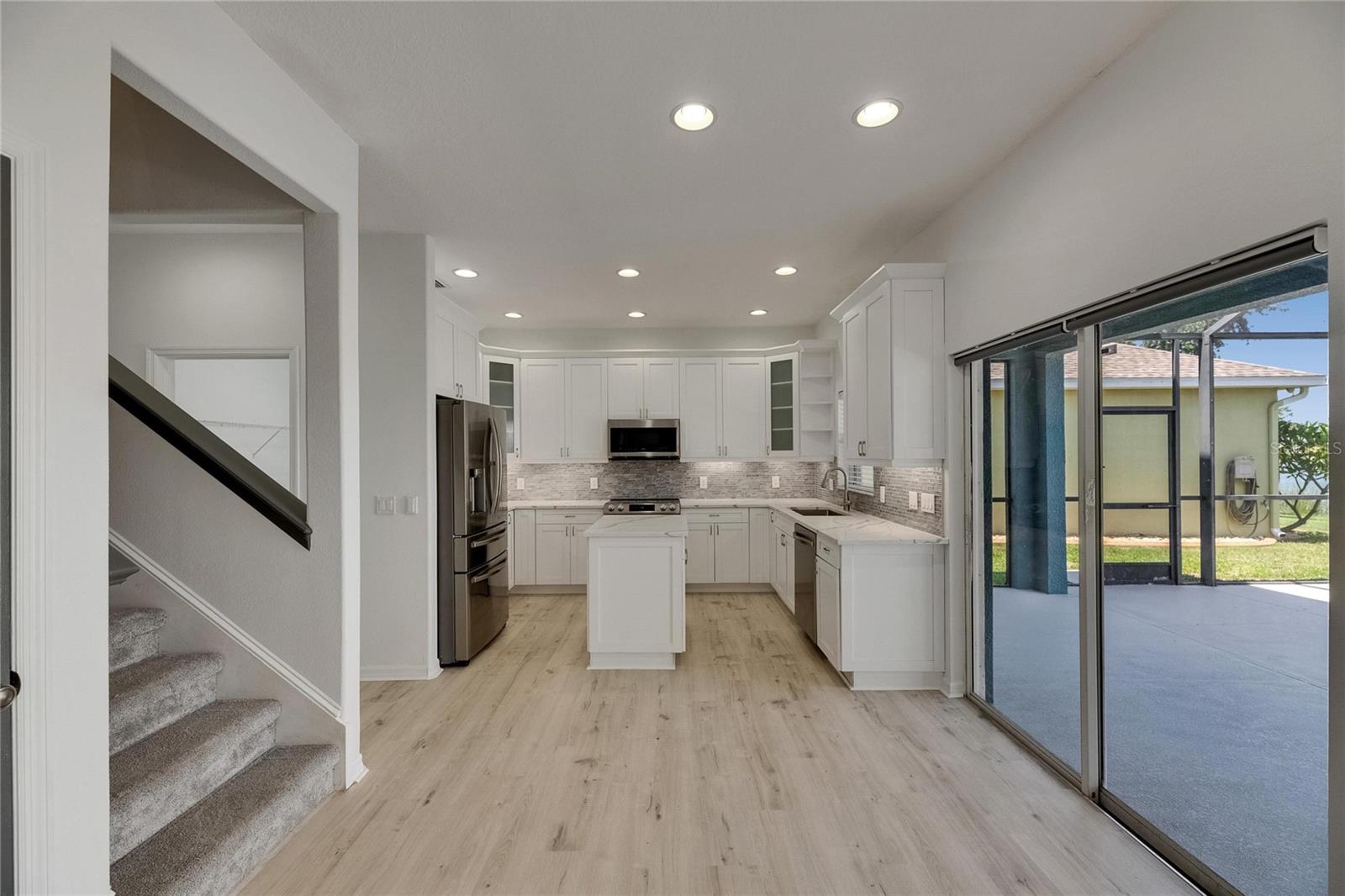 1806 MIRA LAGO CIR, RUSKIN, FL, 33570