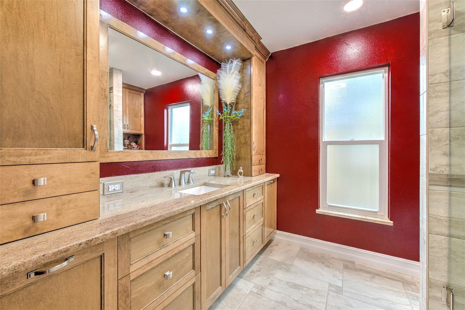 1239 TUXFORD DR, BRANDON, FL, 33511