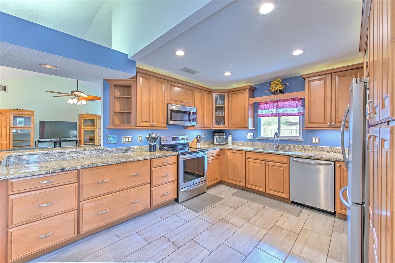 1239 TUXFORD DR, BRANDON, FL, 33511