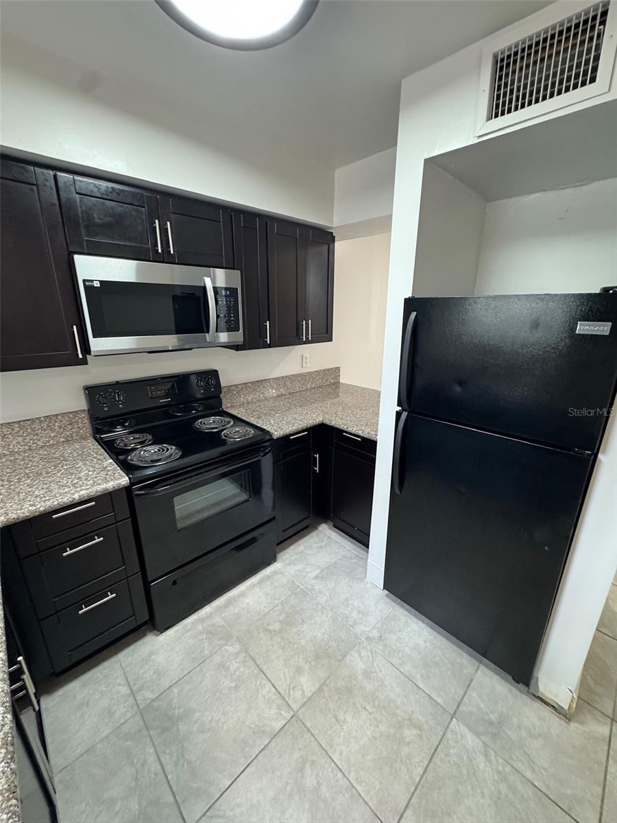 1177-1177 BENTLEY RD #3, LEESBURG, FL, 34748
