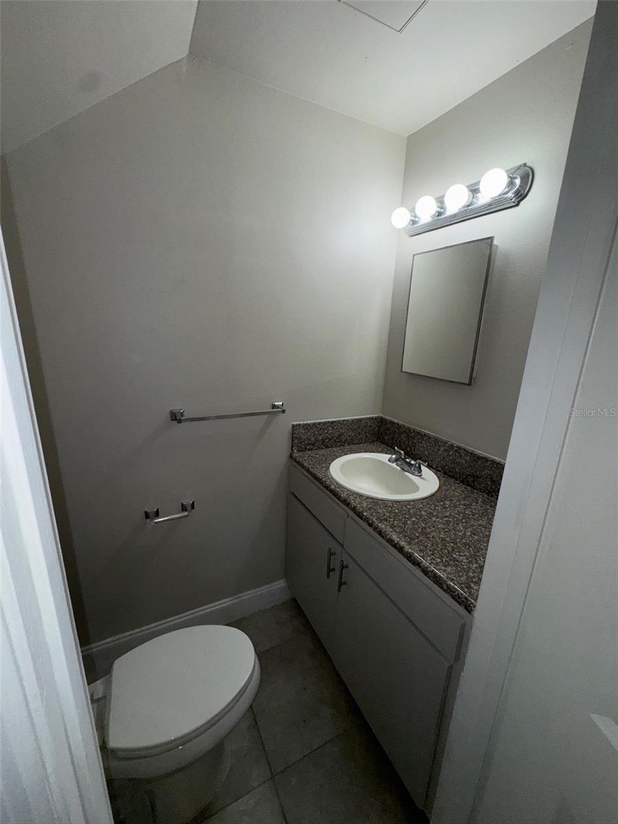 1189-1189 BENTLEY RD #4, LEESBURG, FL, 34748