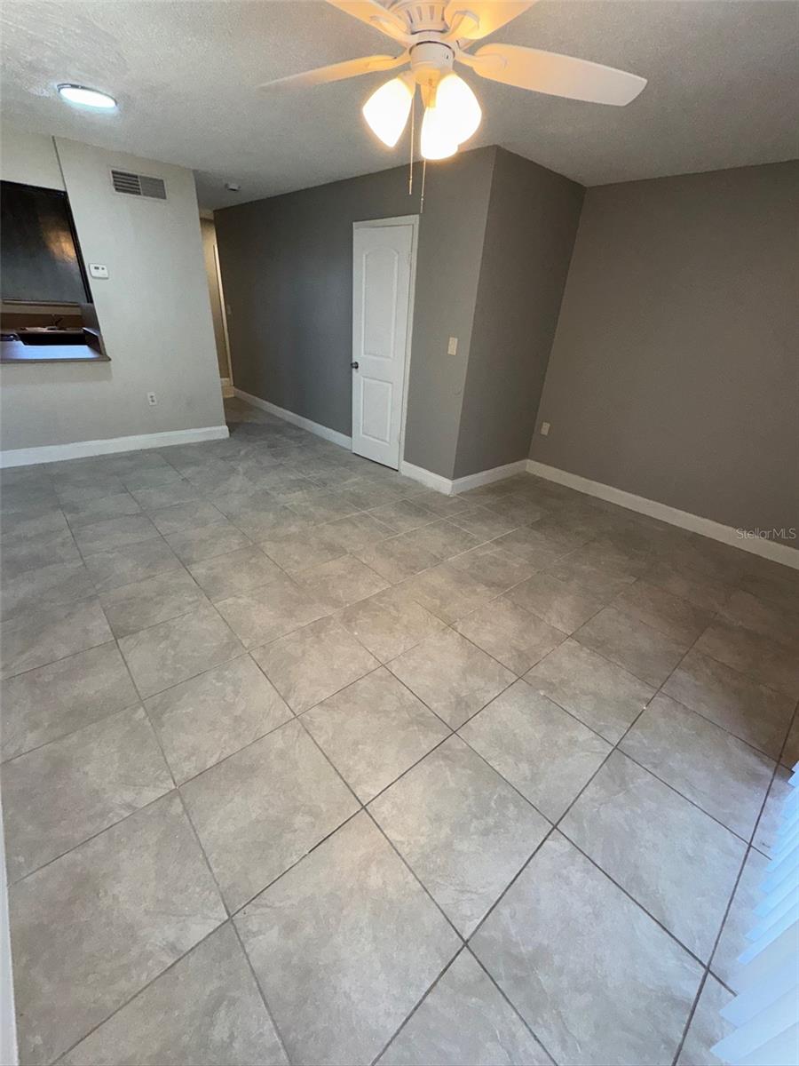 1189-1189 BENTLEY RD #4, LEESBURG, FL, 34748