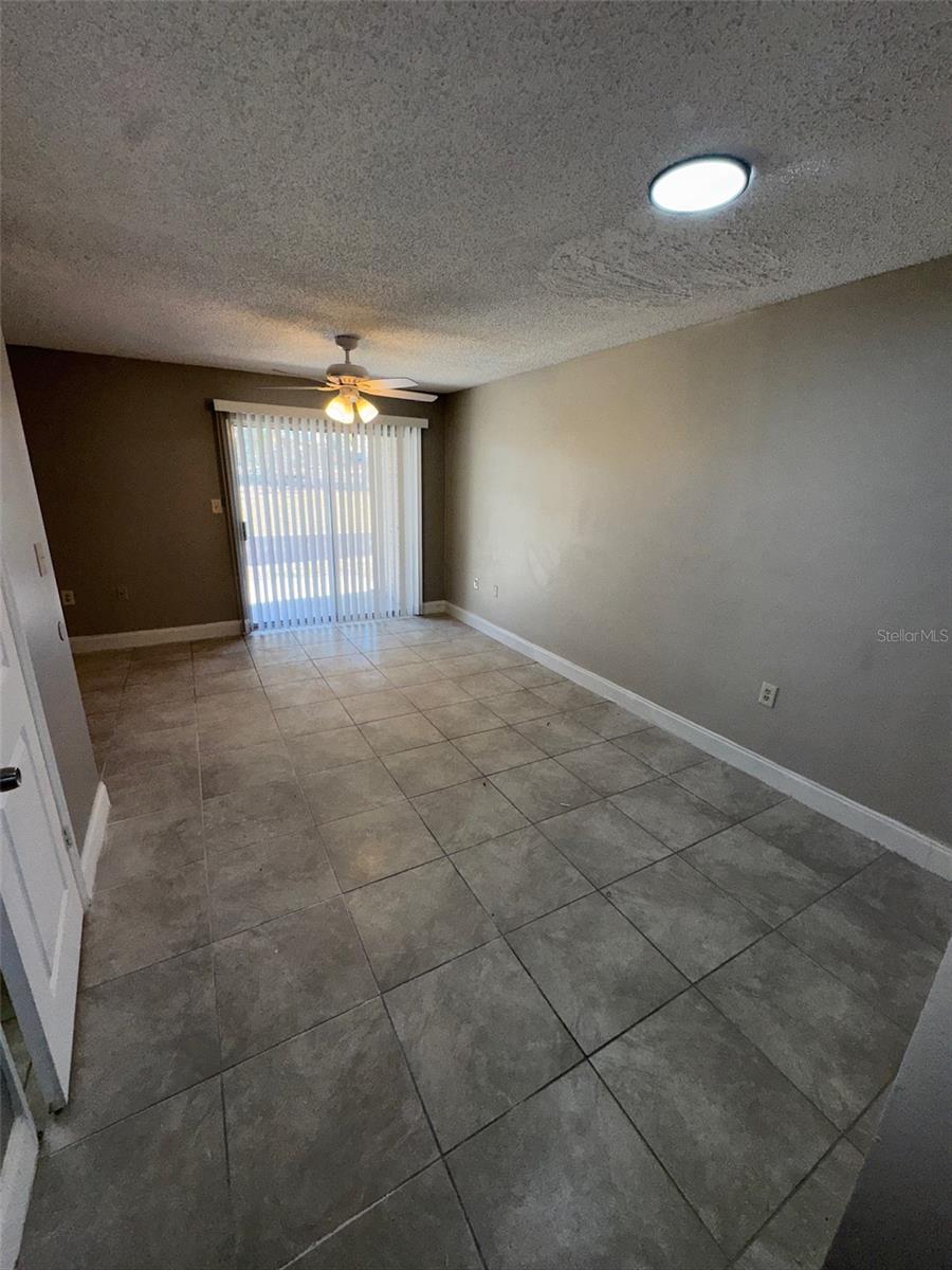 1189-1189 BENTLEY RD #4, LEESBURG, FL, 34748