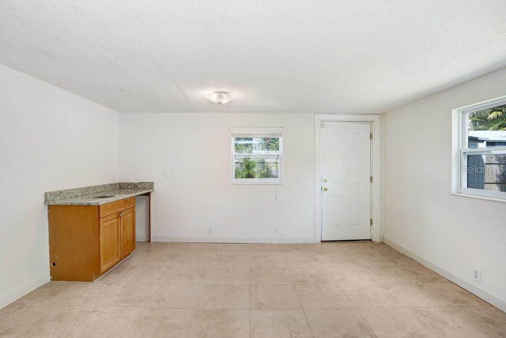 4105 W BAY VILLA AVE, TAMPA, FL, 33611