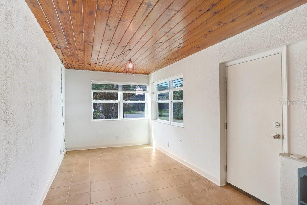 4105 W BAY VILLA AVE, TAMPA, FL, 33611