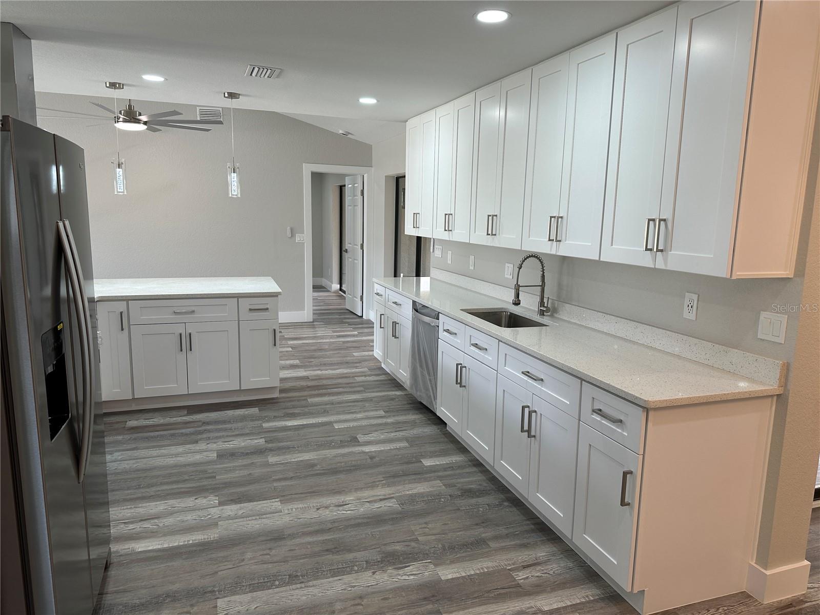 21215 COTTONWOOD AVE, PORT CHARLOTTE, FL, 33952