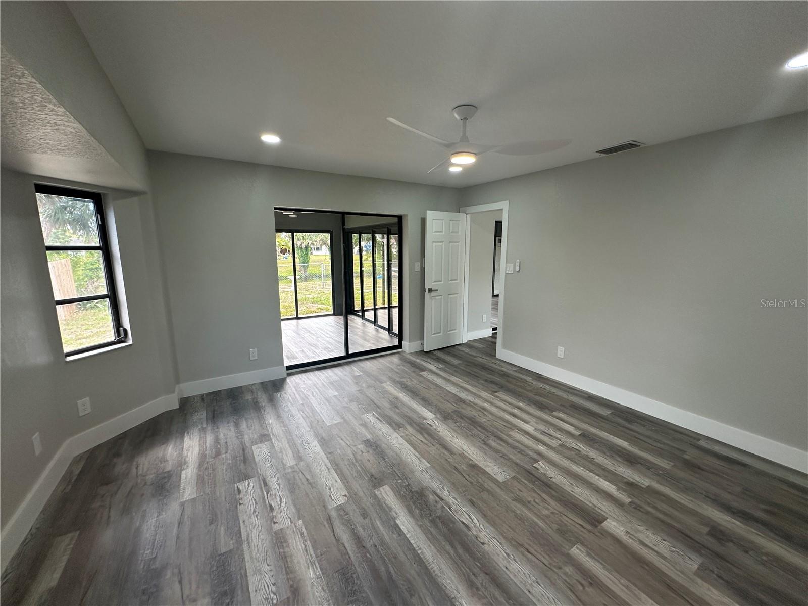 21215 COTTONWOOD AVE, PORT CHARLOTTE, FL, 33952