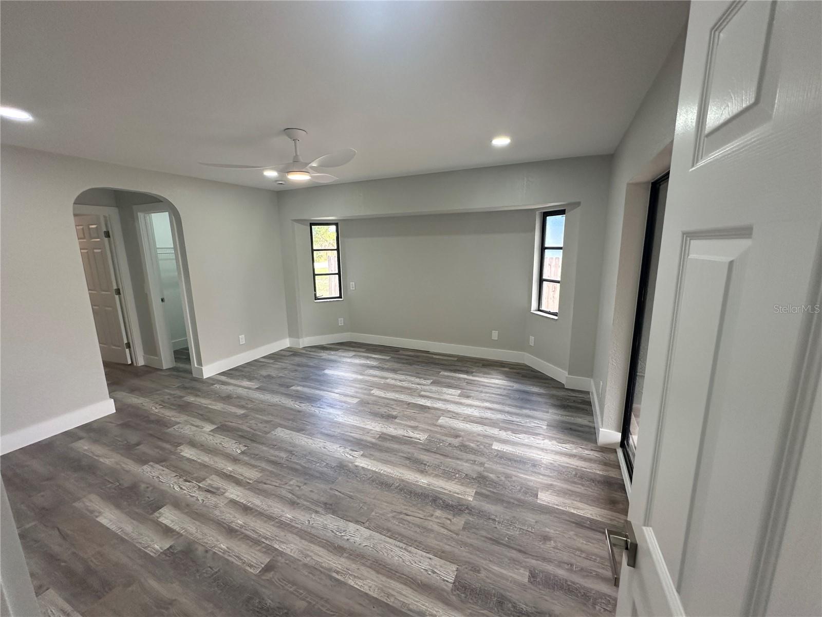 21215 COTTONWOOD AVE, PORT CHARLOTTE, FL, 33952