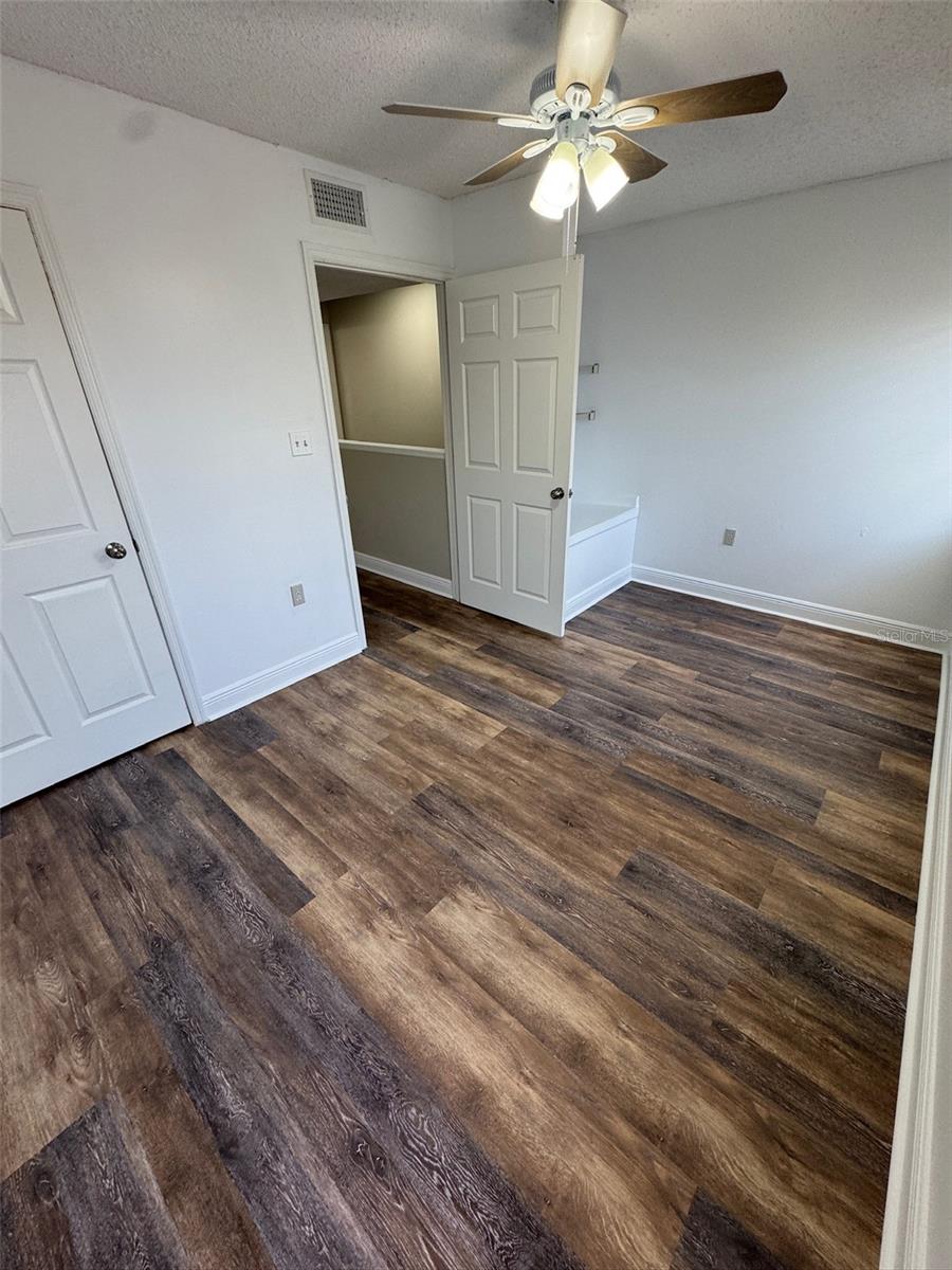 1191-1191 BENTLEY RD #3, LEESBURG, FL, 34748