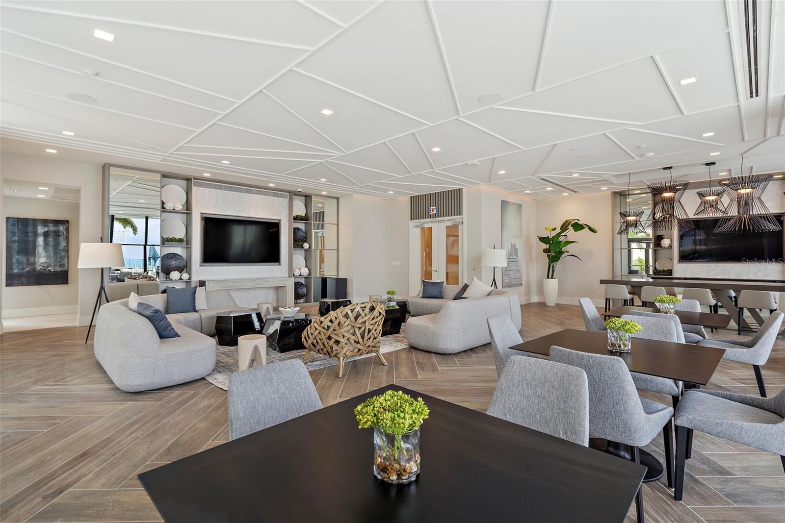 301 1ST STREET SOUTH ##904, ST PETERSBURG, FL, 33701