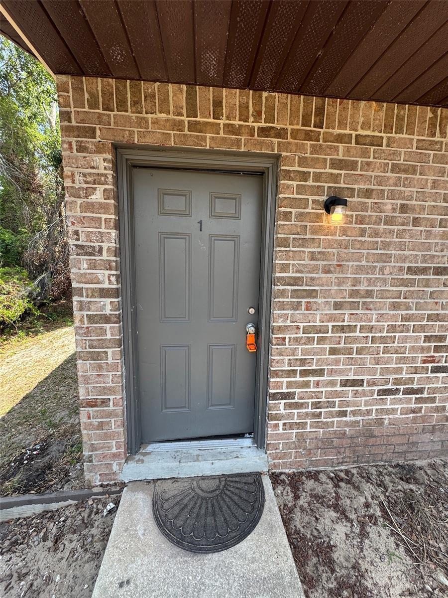 1193-1193 BENTLEY RD #1, LEESBURG, FL, 34748