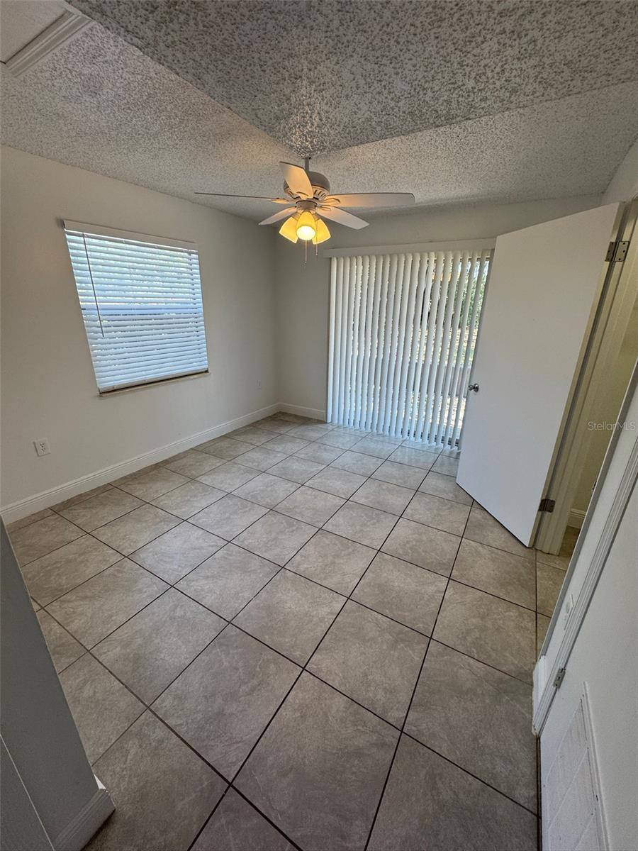 1189-1189 BENTLEY RD #1, LEESBURG, FL, 34748
