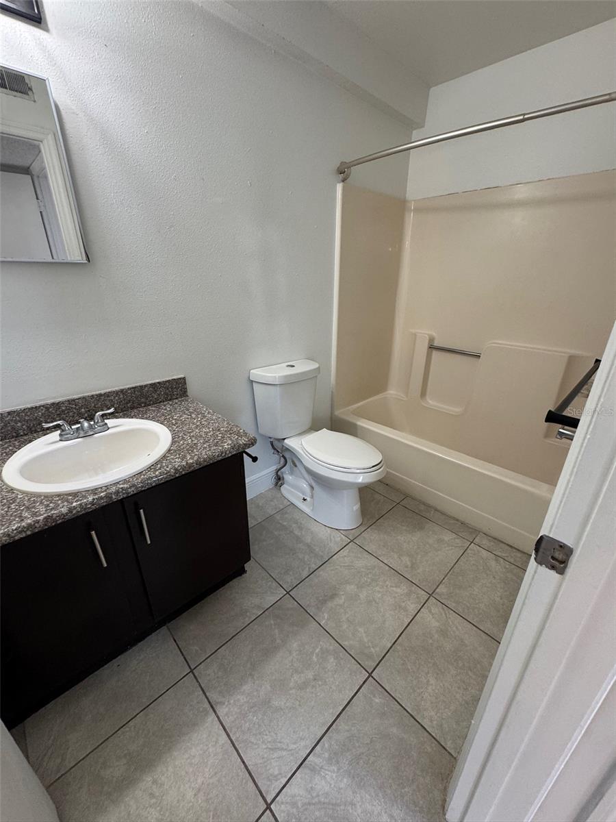1189-1189 BENTLEY RD #1, LEESBURG, FL, 34748