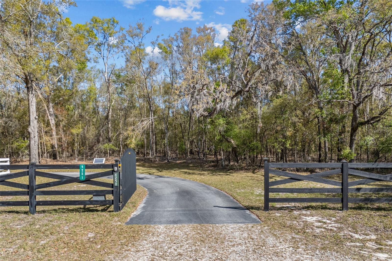 4250 NW 81ST LN, BELL, FL, 32619