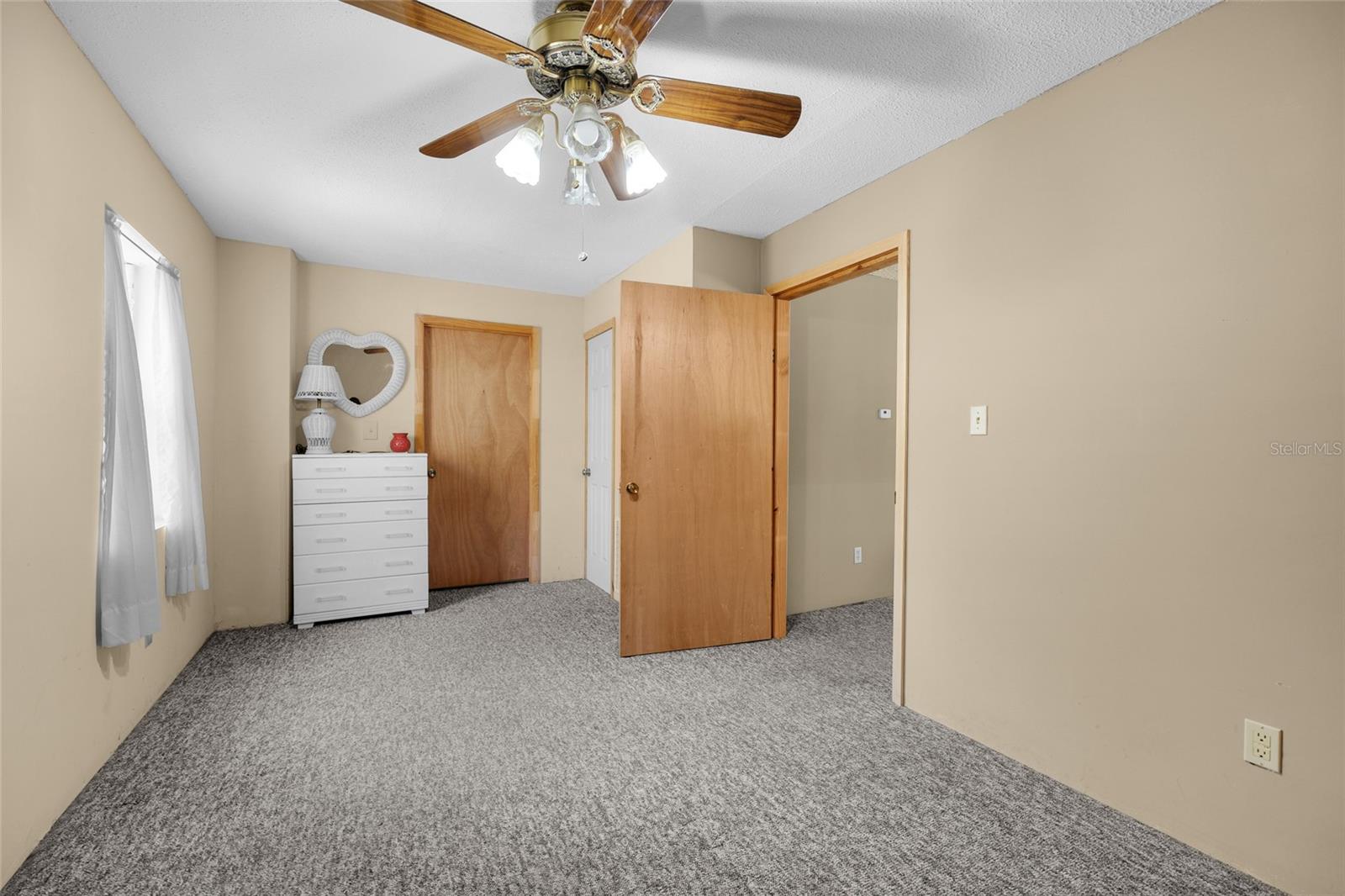 4250 NW 81ST LN, BELL, FL, 32619