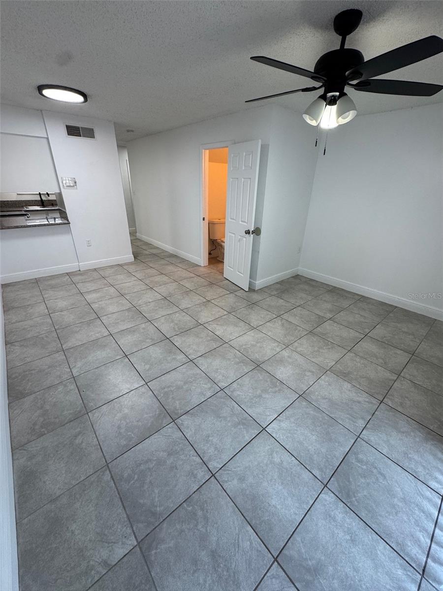 1197-1197 BENTLEY RD #4, LEESBURG, FL, 34748