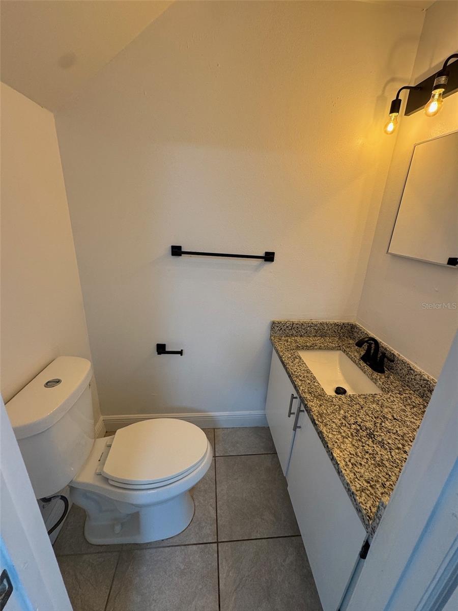 1197-1197 BENTLEY RD #4, LEESBURG, FL, 34748