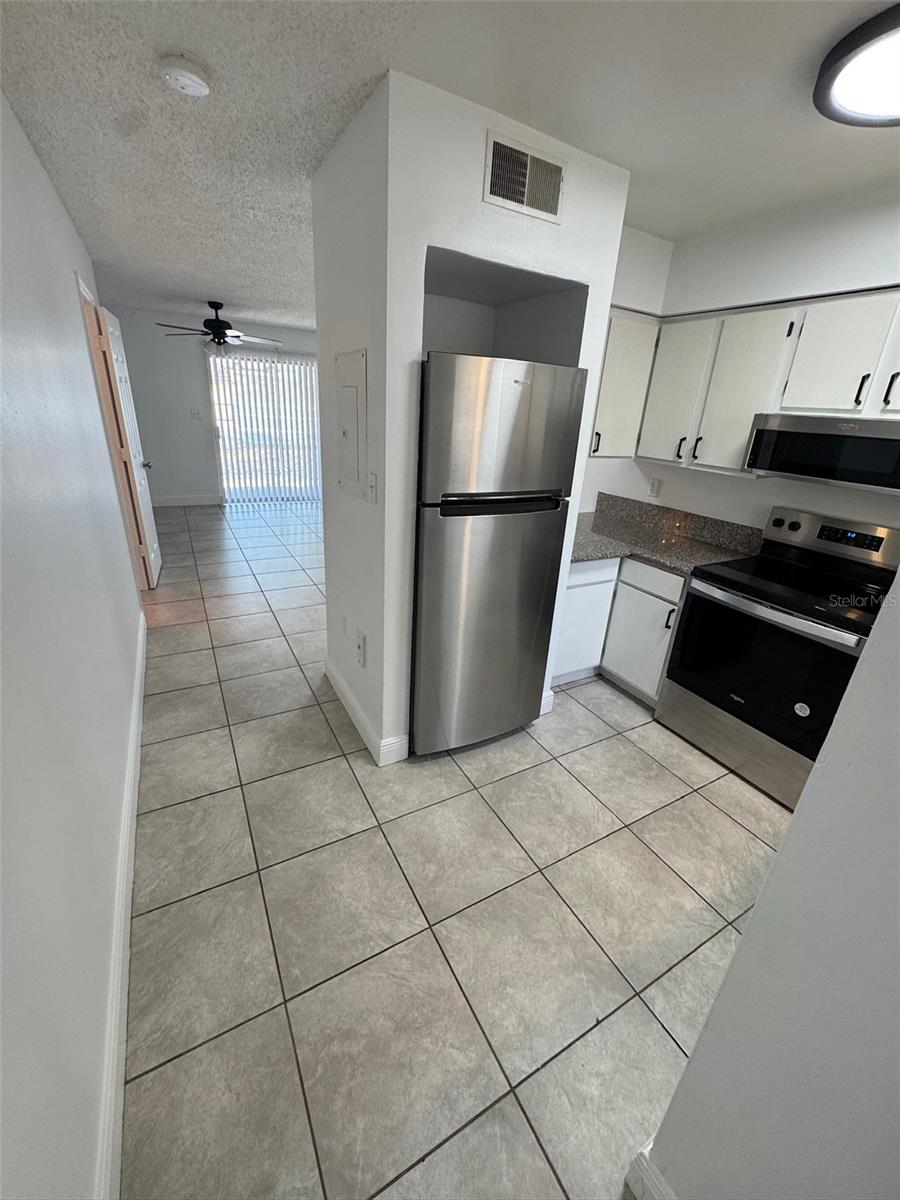 1197-1197 BENTLEY RD #4, LEESBURG, FL, 34748