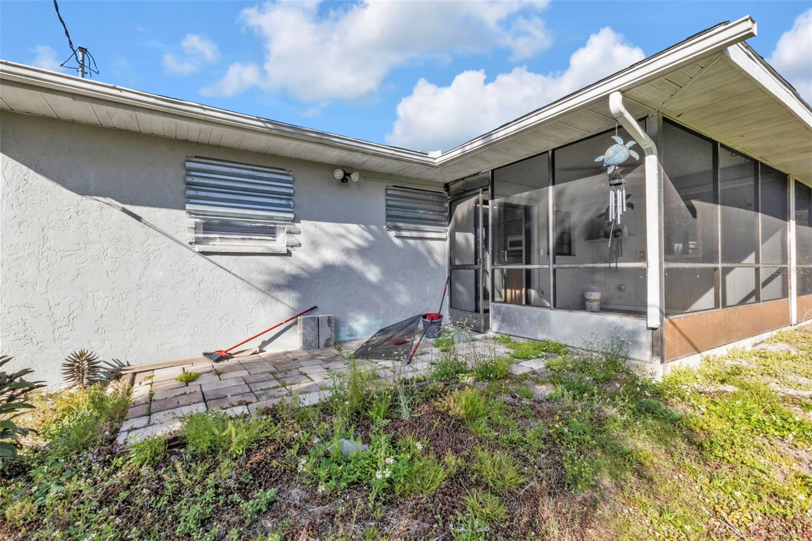 260 LOMOND DR, PORT CHARLOTTE, FL, 33953