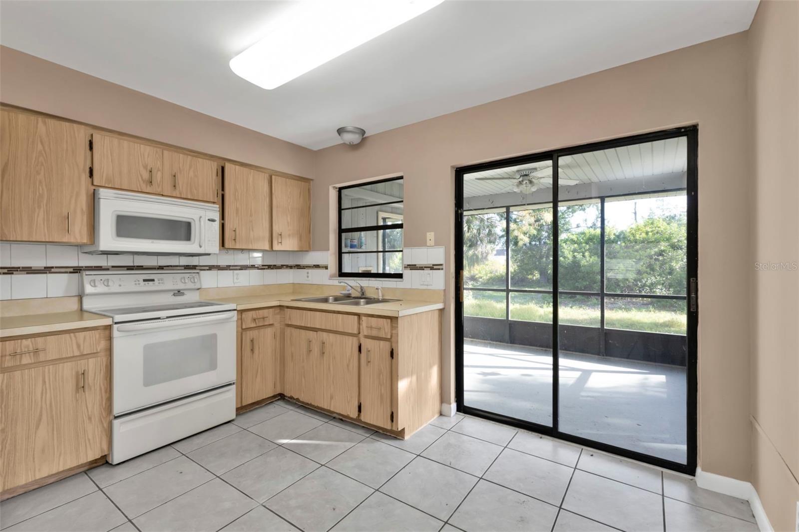 260 LOMOND DR, PORT CHARLOTTE, FL, 33953