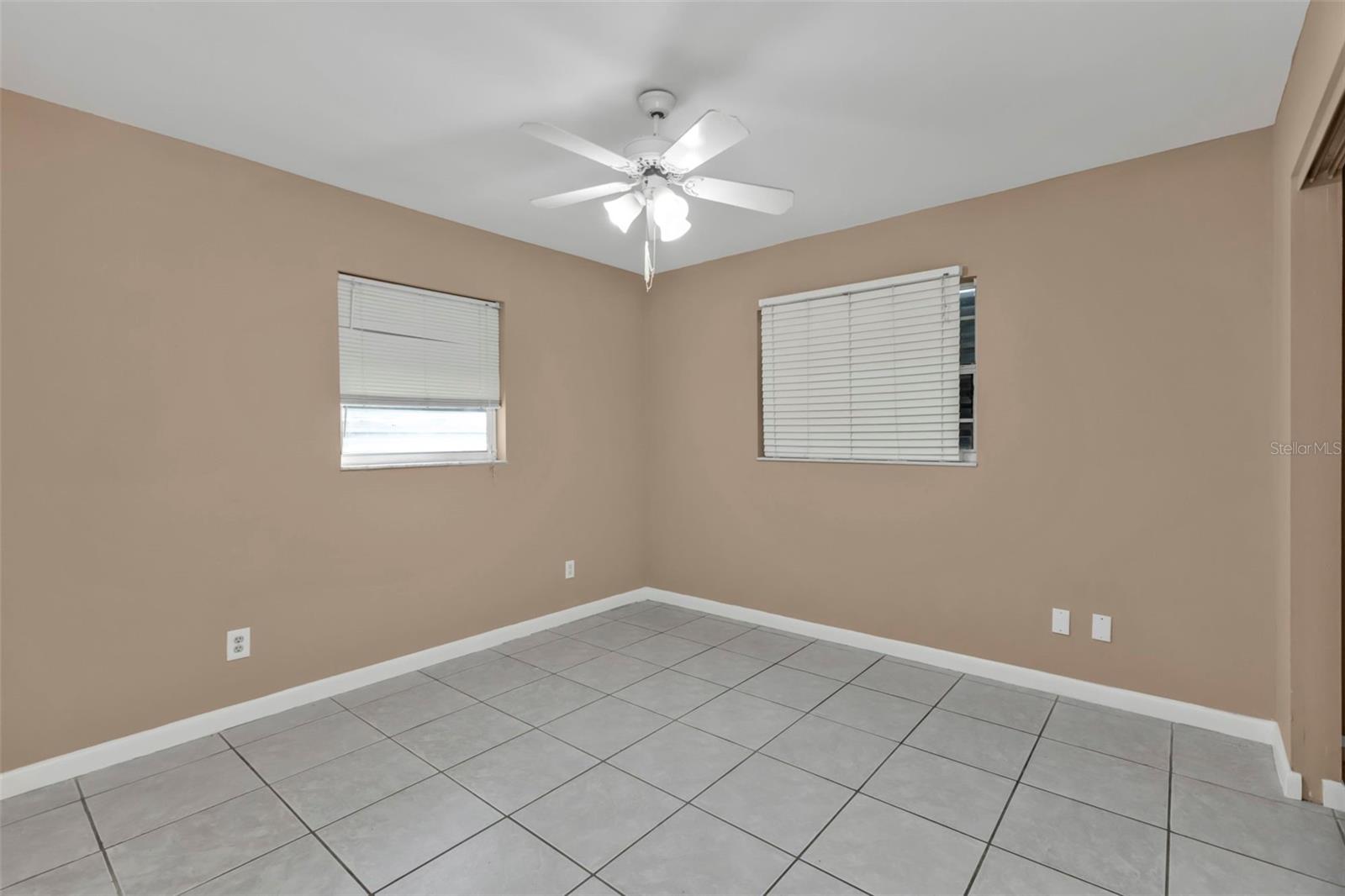 260 LOMOND DR, PORT CHARLOTTE, FL, 33953