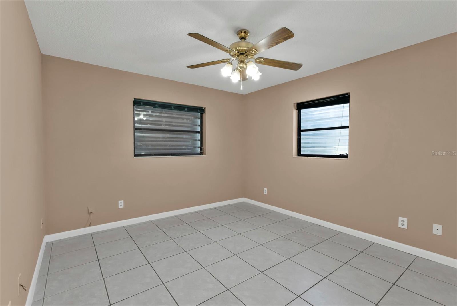 260 LOMOND DR, PORT CHARLOTTE, FL, 33953