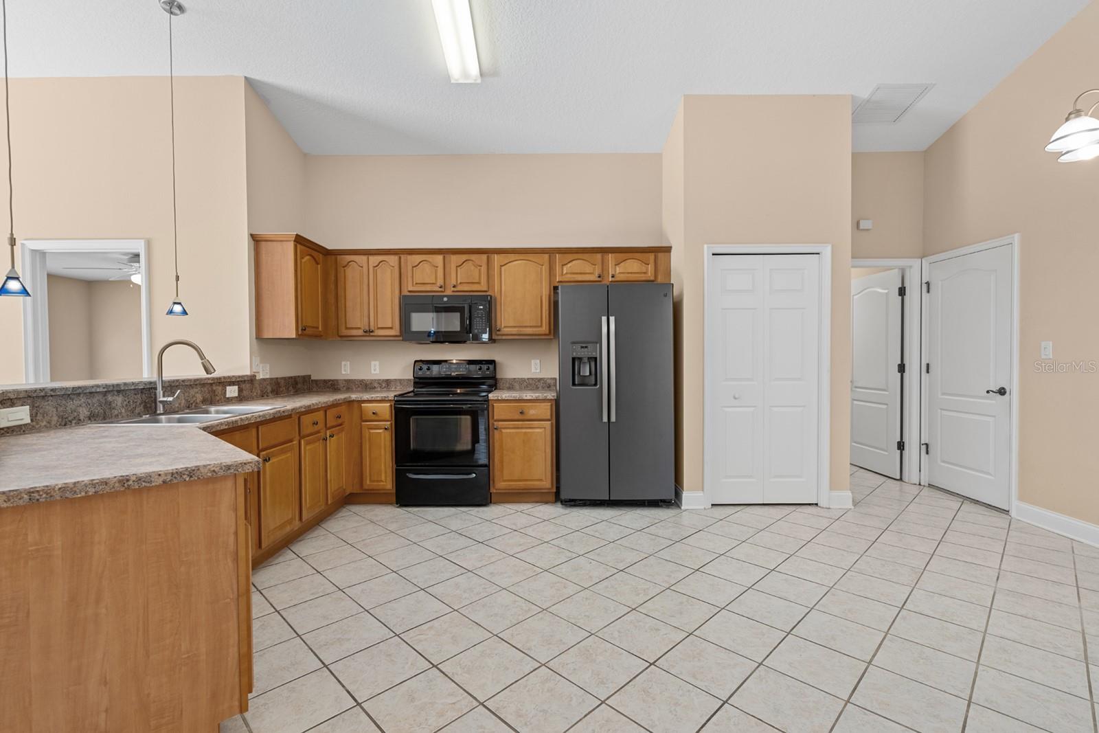 1676 VICK RD, APOPKA, FL, 32712