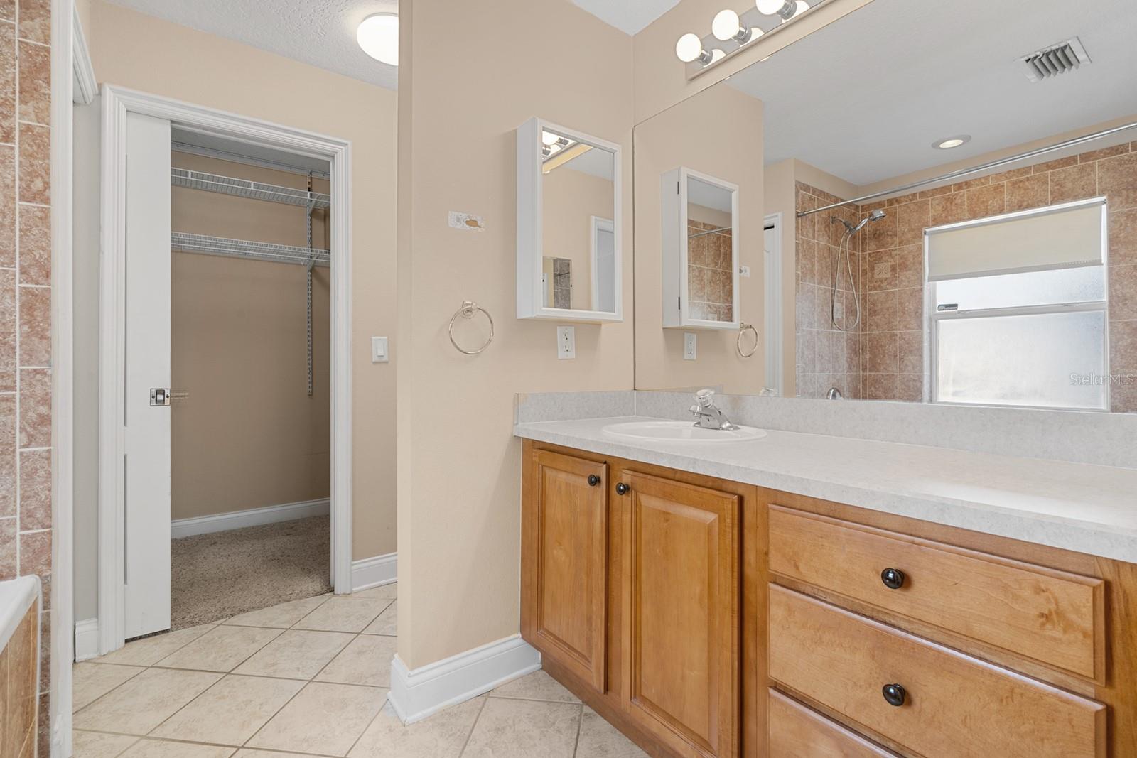 1676 VICK RD, APOPKA, FL, 32712