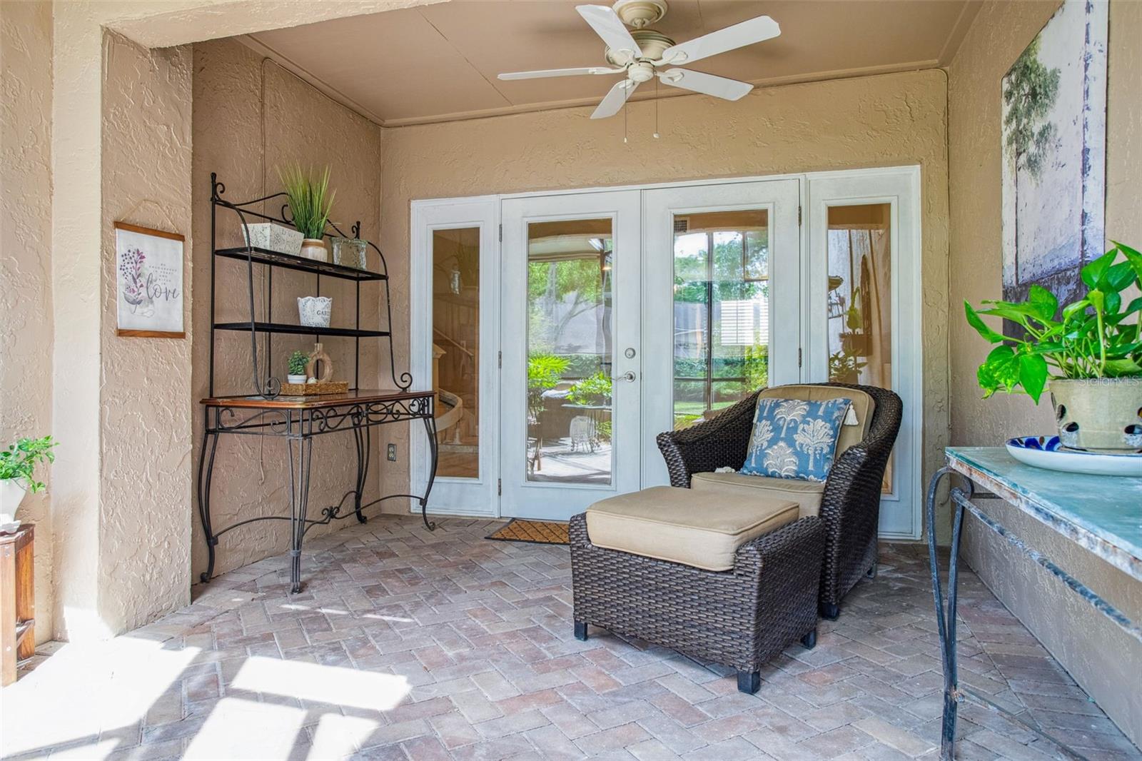 4230 HARTWOOD LN, TAMPA, FL, 33618