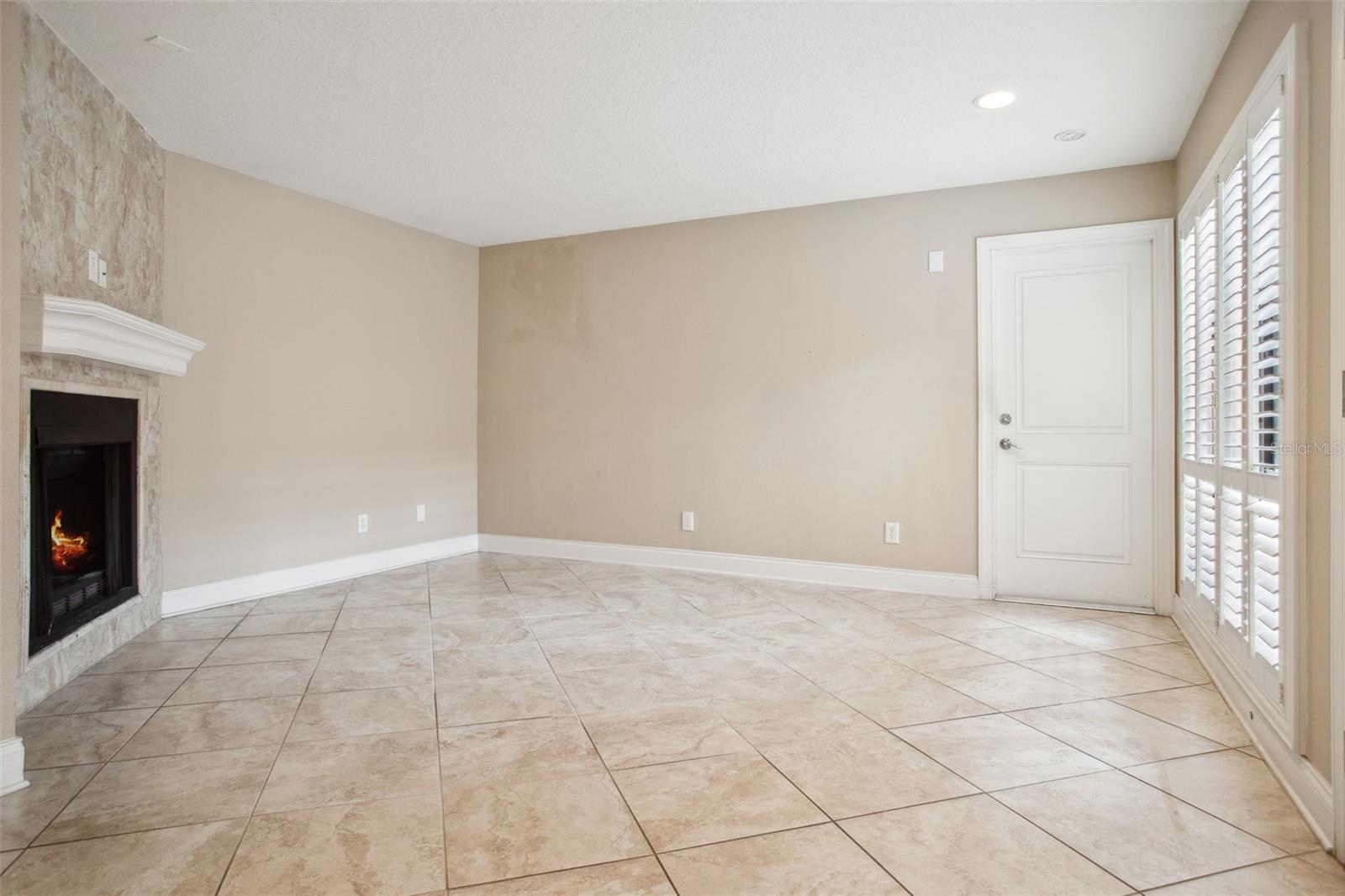 4230 HARTWOOD LN, TAMPA, FL, 33618