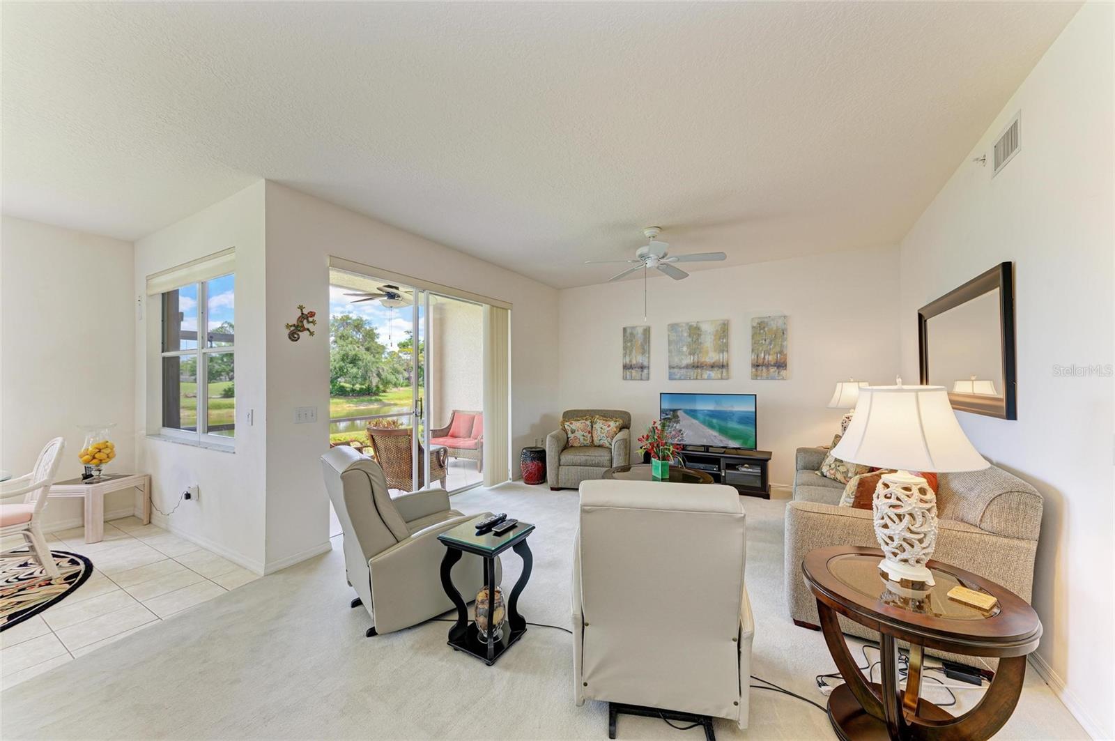 A4647976 Property Photo