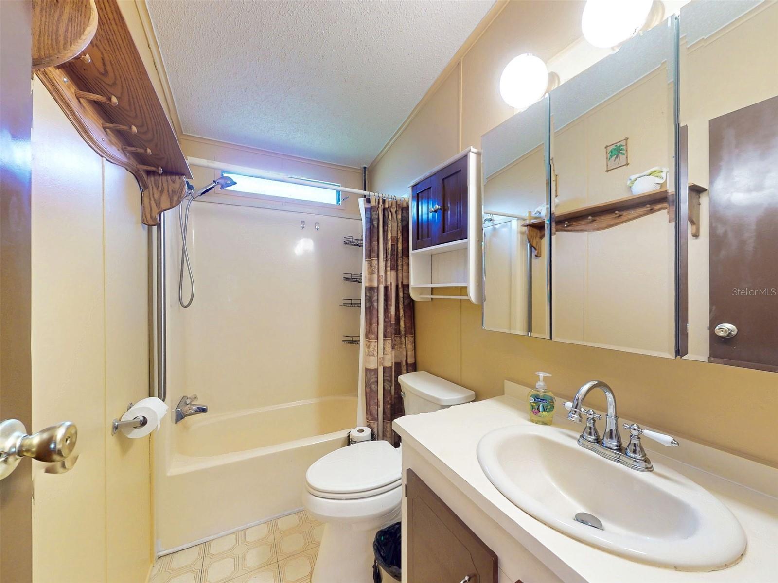 13137 SE 47TH CT, BELLEVIEW, FL, 34420