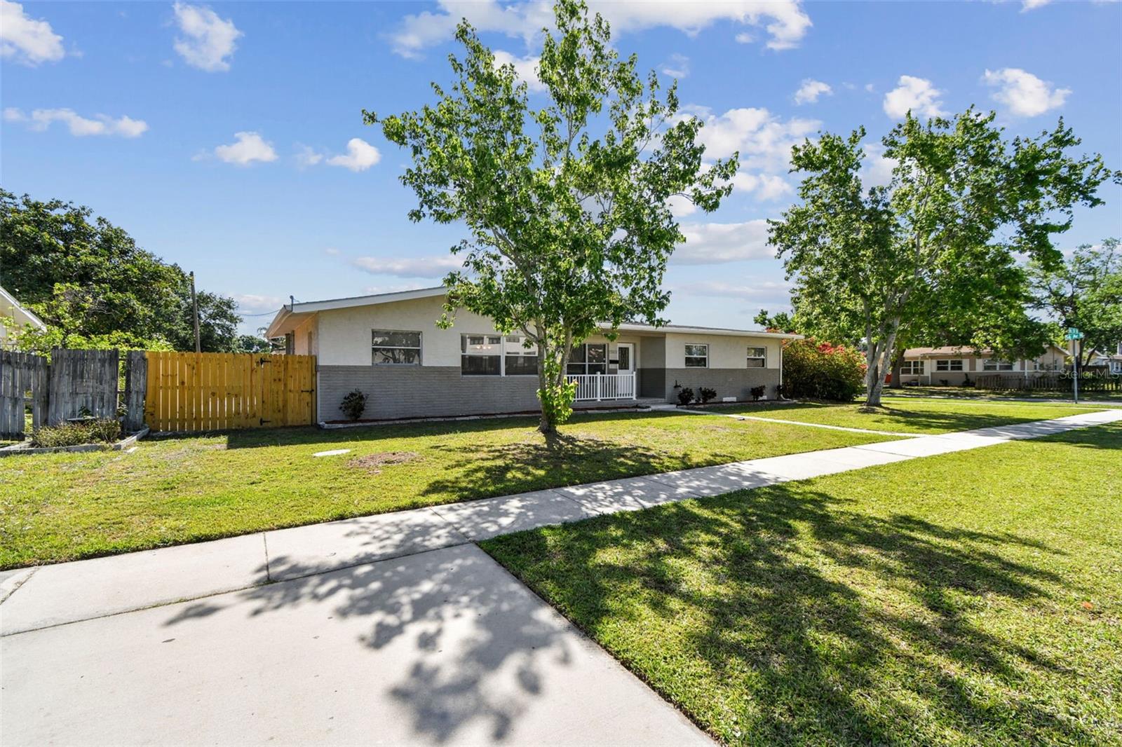 5601 16TH ST N, ST PETERSBURG, FL, 33703