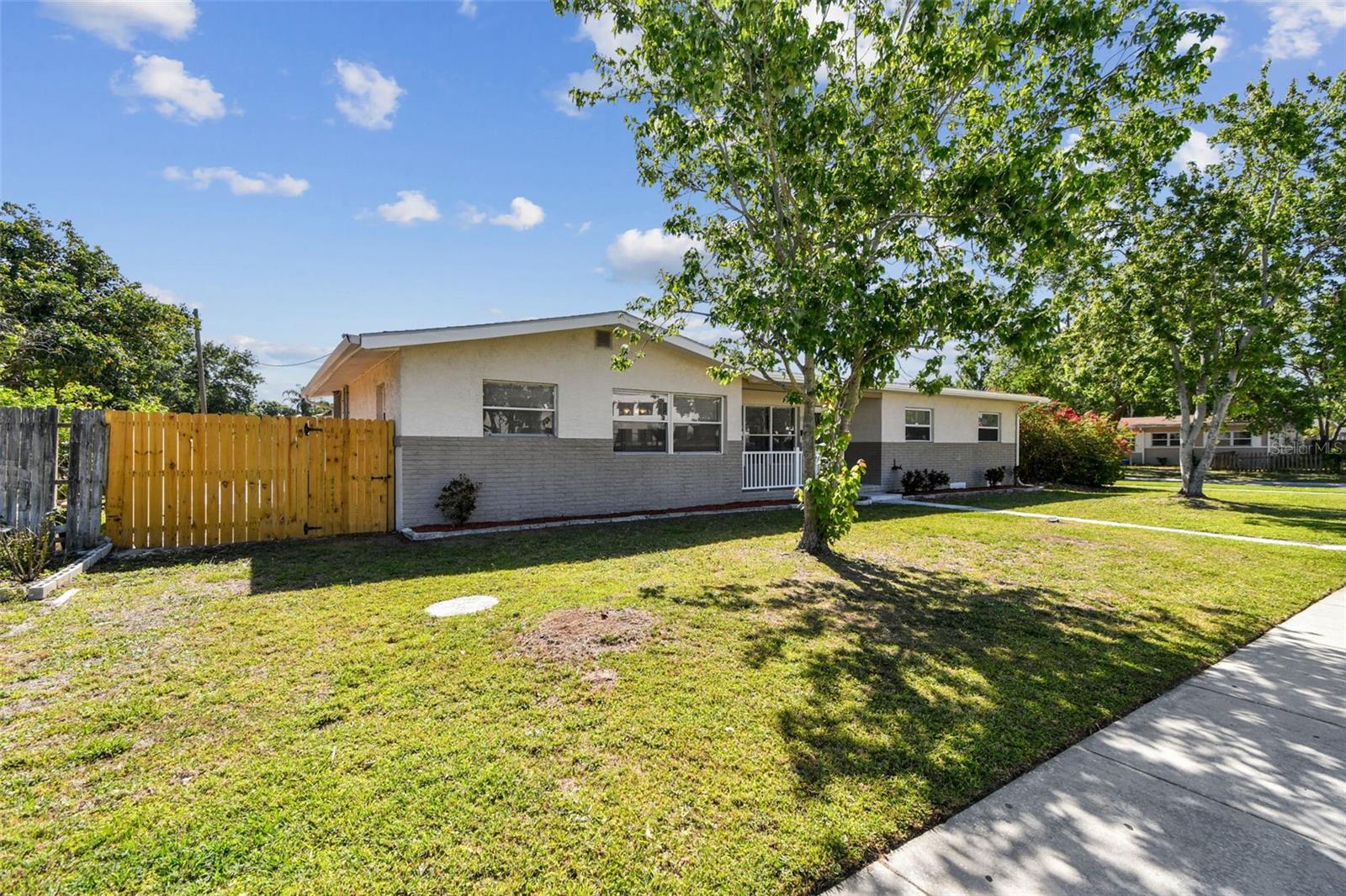 5601 16TH ST N, ST PETERSBURG, FL, 33703