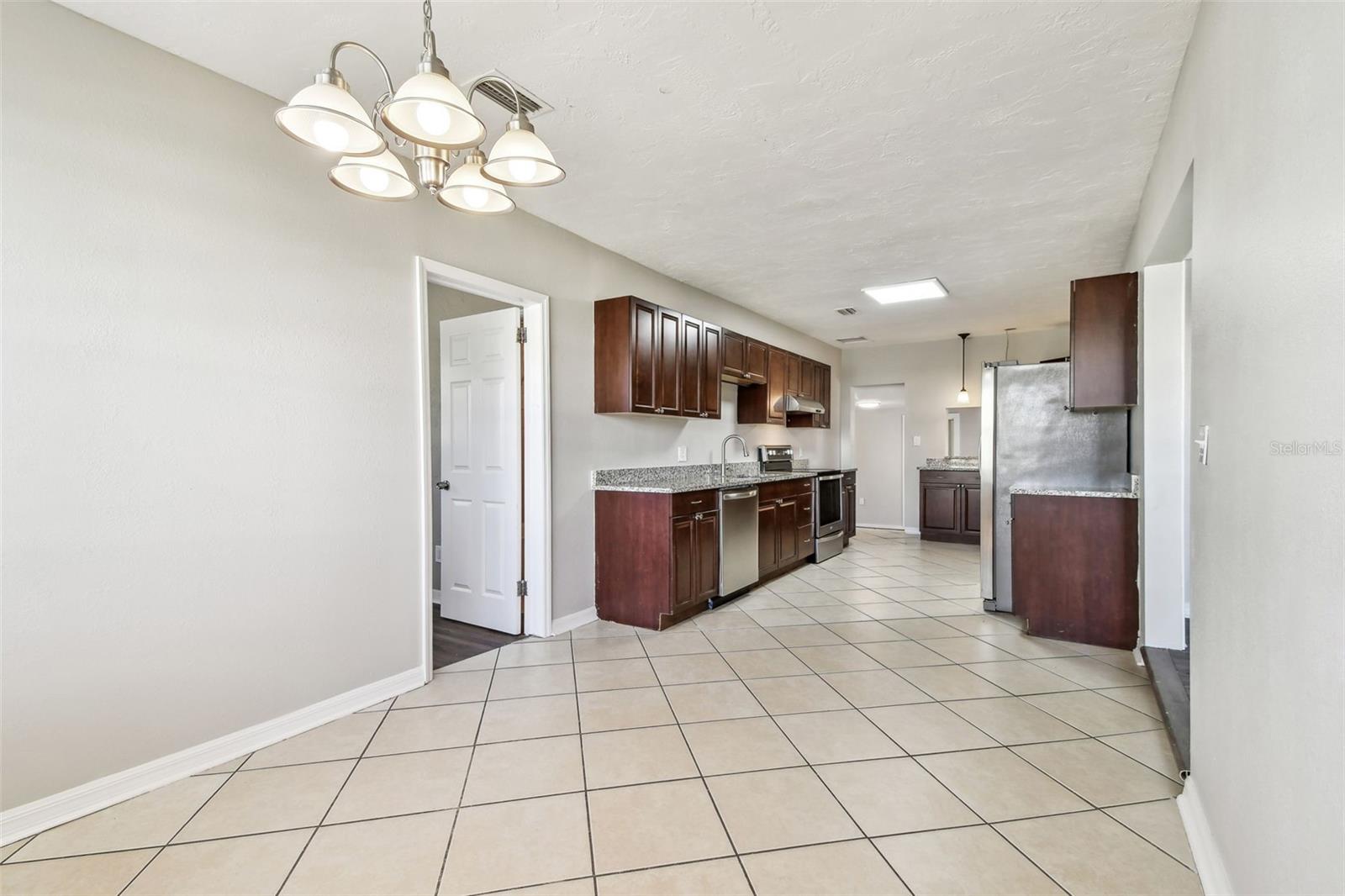 5601 16TH ST N, ST PETERSBURG, FL, 33703