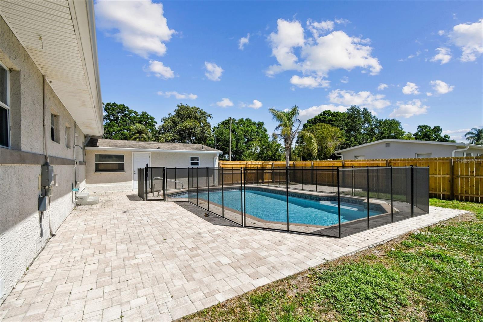 5601 16TH ST N, ST PETERSBURG, FL, 33703