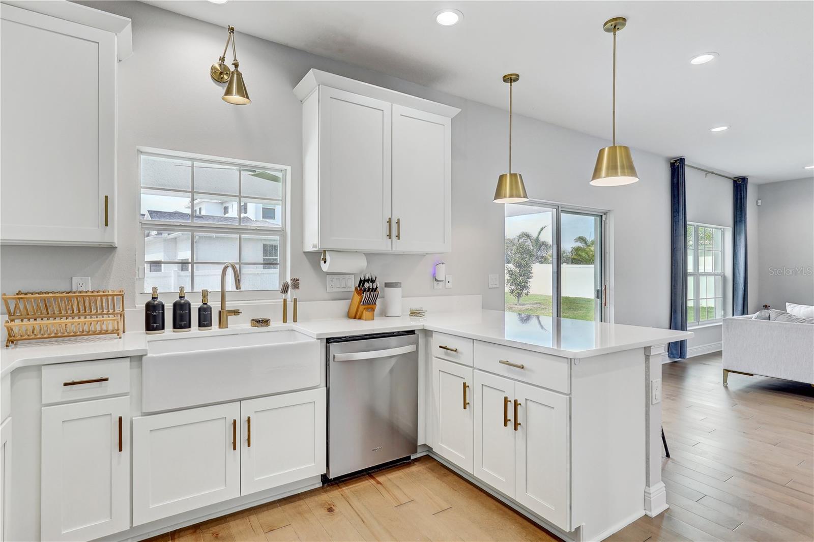 2190 FAIRWAY AVE S, ST PETERSBURG, FL, 33712