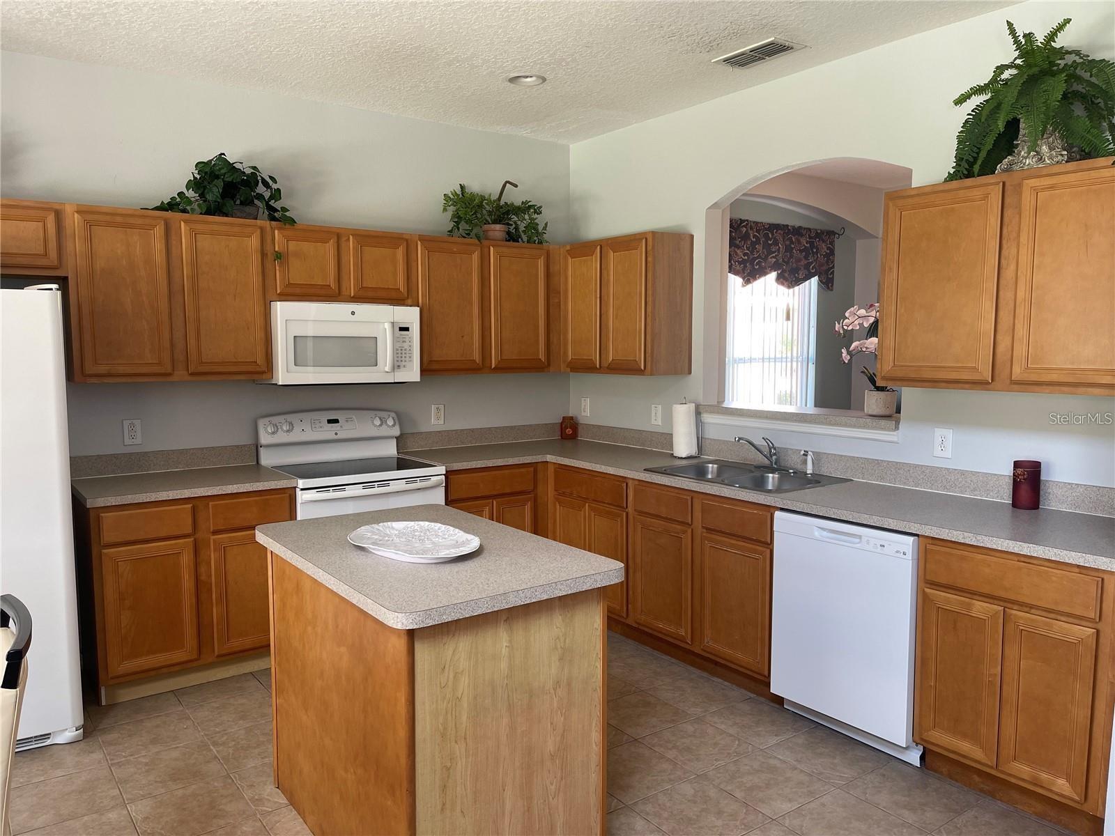 1031 SOLANA CIR, DAVENPORT, FL, 33897