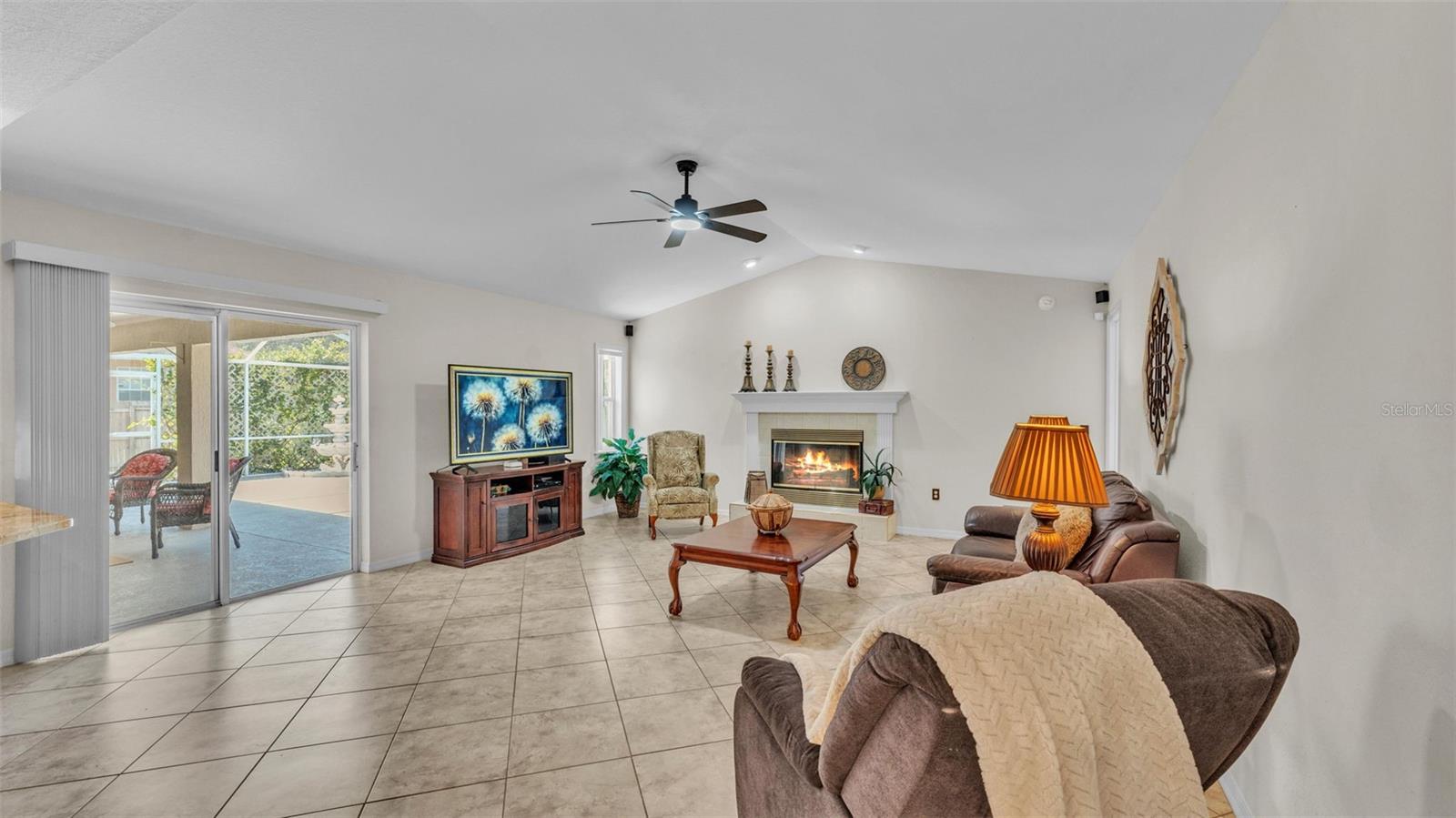 1920 FARRINGTON DR, LAKELAND, FL, 33809