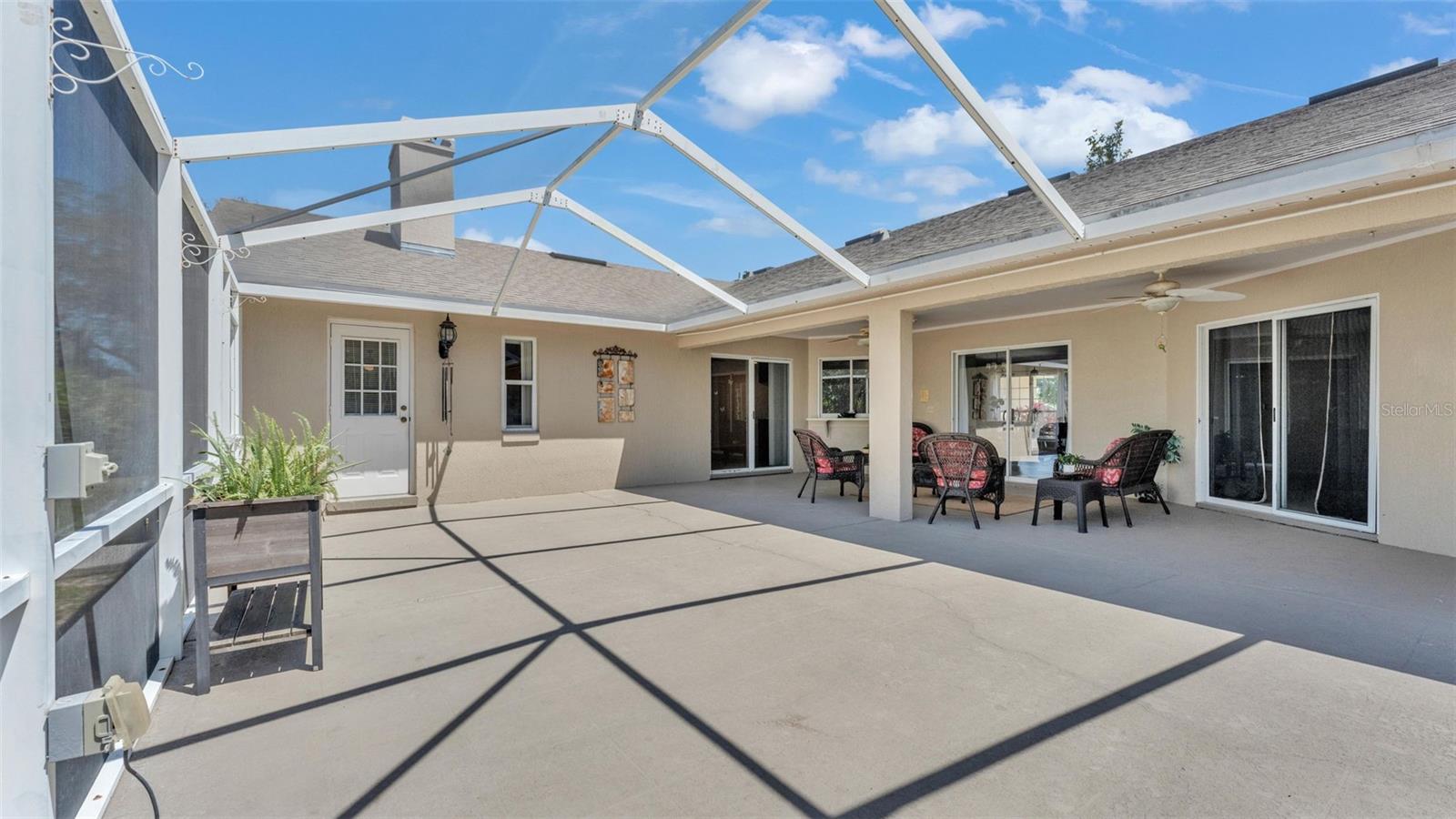 1920 FARRINGTON DR, LAKELAND, FL, 33809