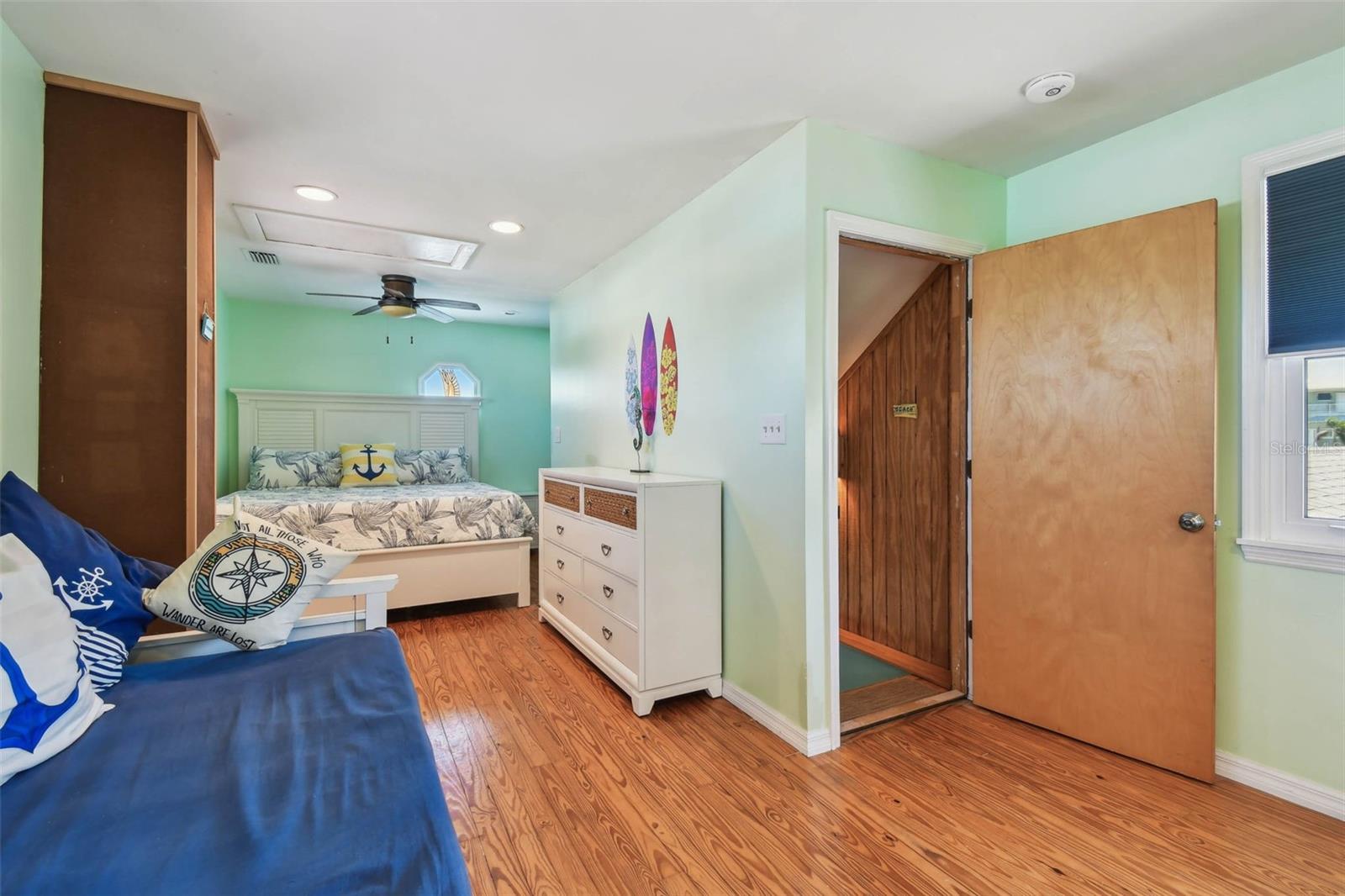 18102 2ND ST E, REDINGTON SHORES, FL, 33708