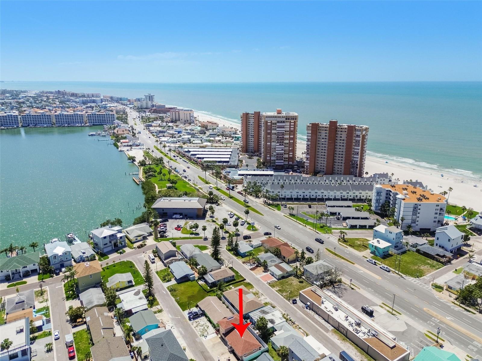 18102 2ND ST E, REDINGTON SHORES, FL, 33708