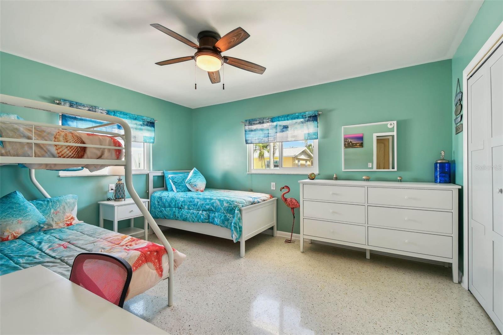 18102 2ND ST E, REDINGTON SHORES, FL, 33708
