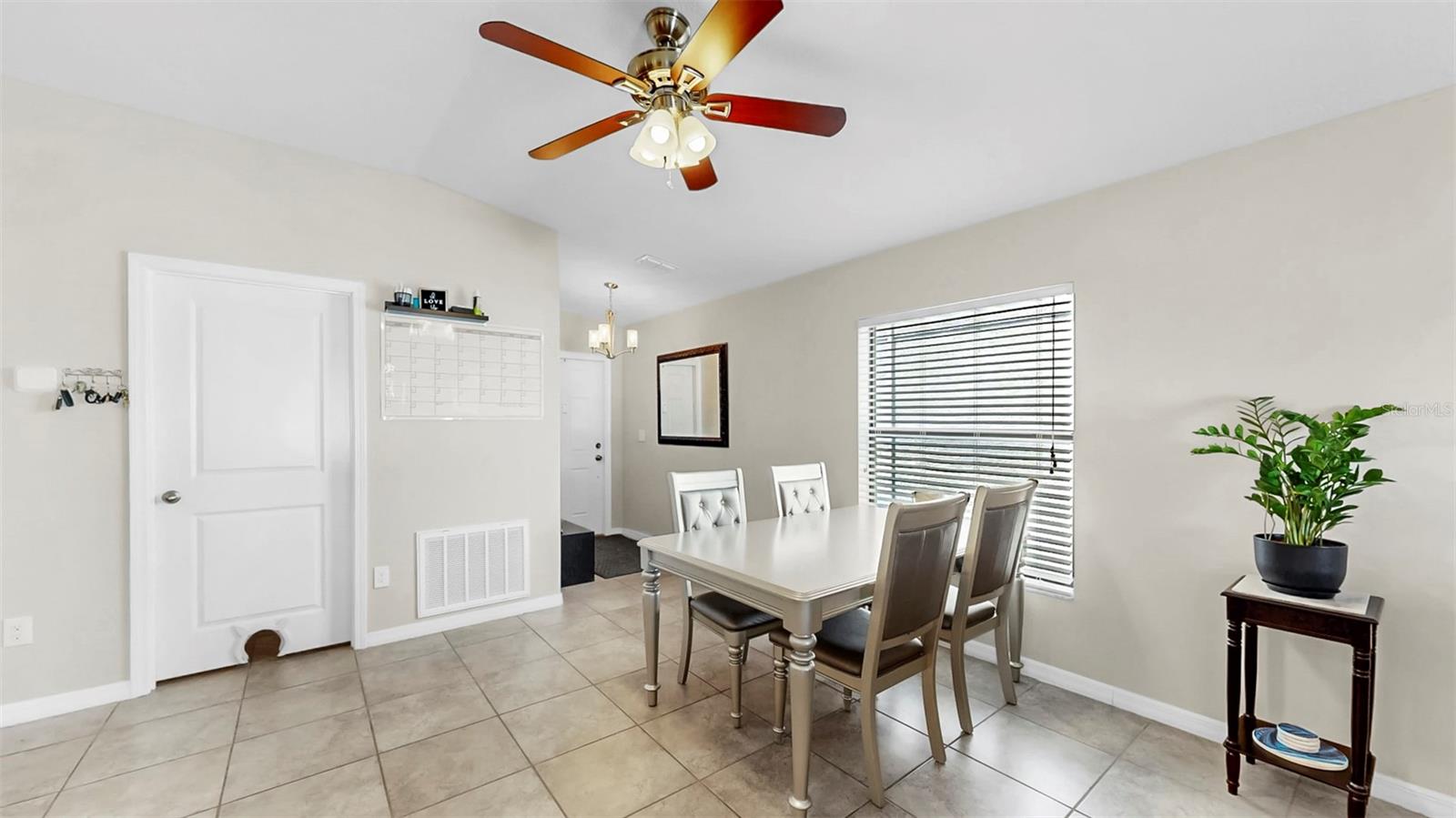 11208 LELAND GROVES DR, RIVERVIEW, FL, 33579