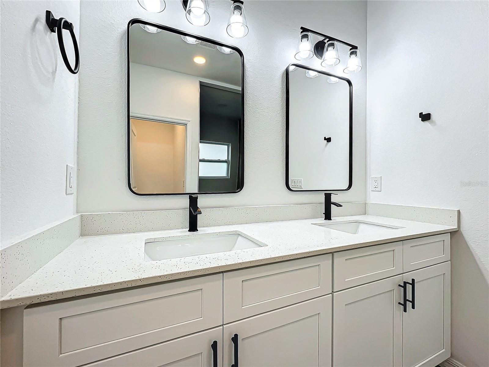 80 SEQUOYAH DR, PORT CHARLOTTE, FL, 33954