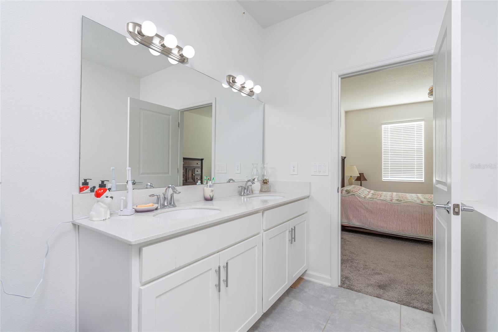 853 LAUREL VIEW WAY, GROVELAND, FL, 34736